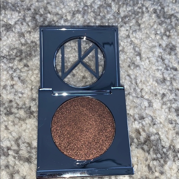 Makeup Bundle - Picture 4 of 4